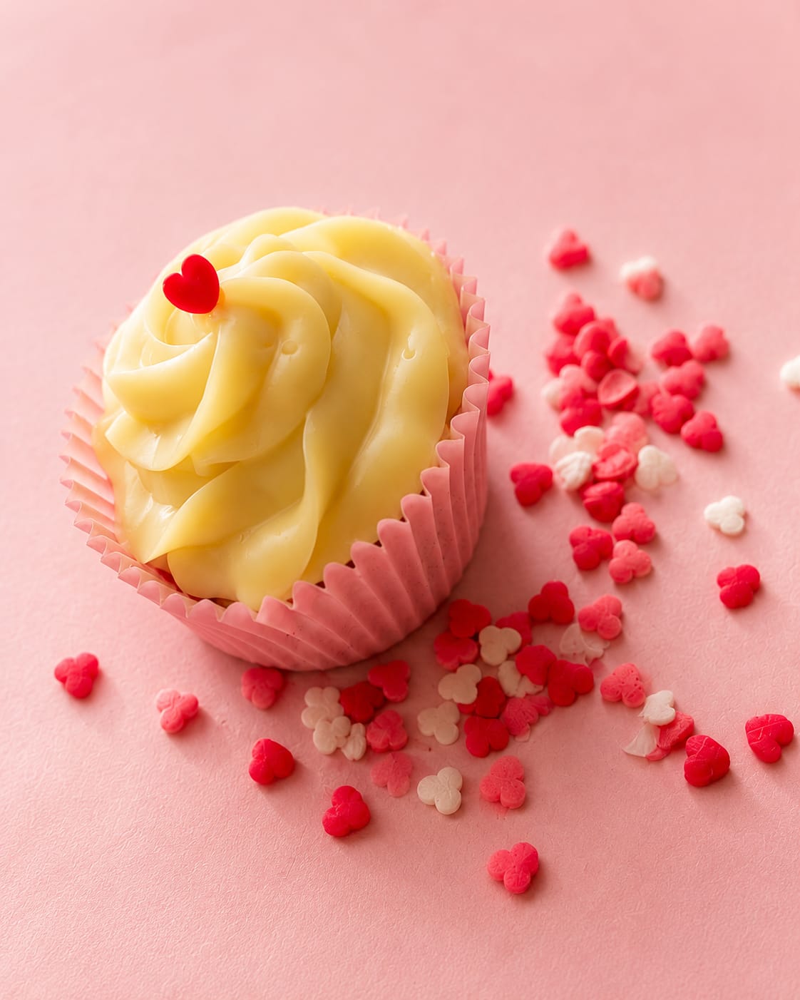 Cupcake artesanal com cobertura cremosa